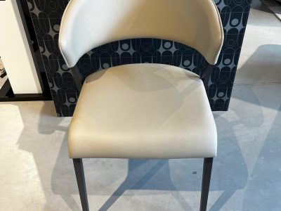 jídelní židle S500 sand